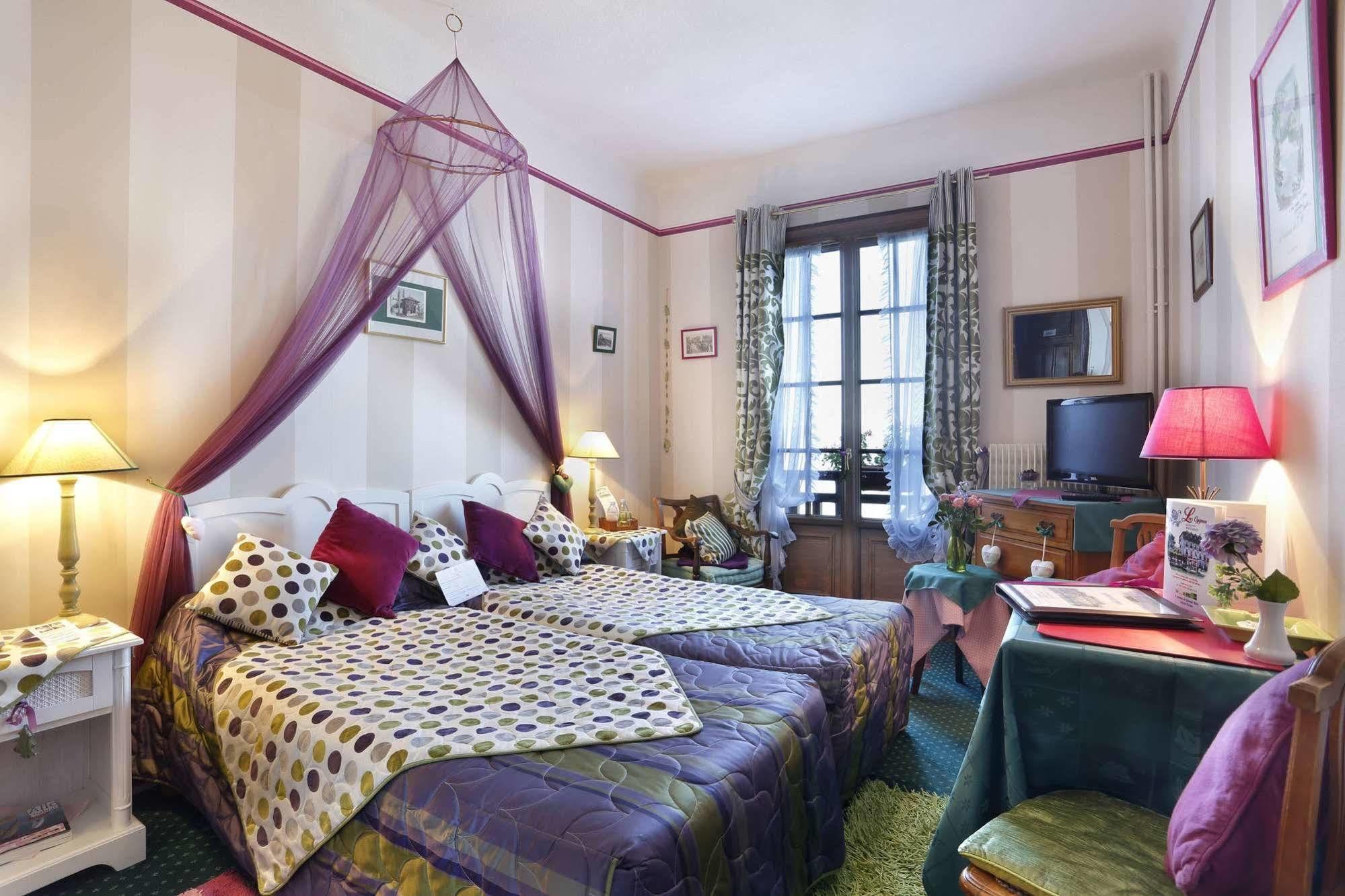 Hotel Les Cygnes Évian-les-Bains Exteriér fotografie